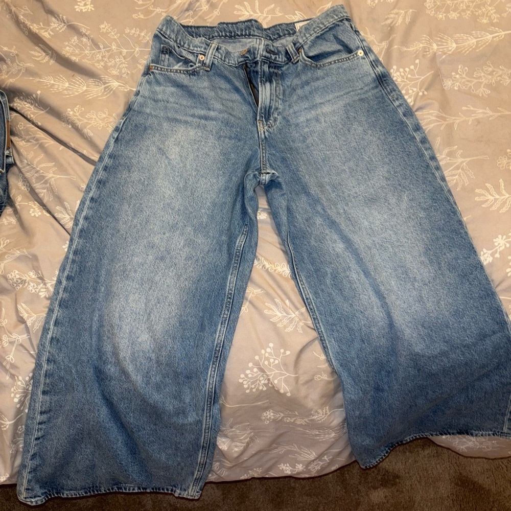 GAP Women's Low Slung Extra Baggy Jeans